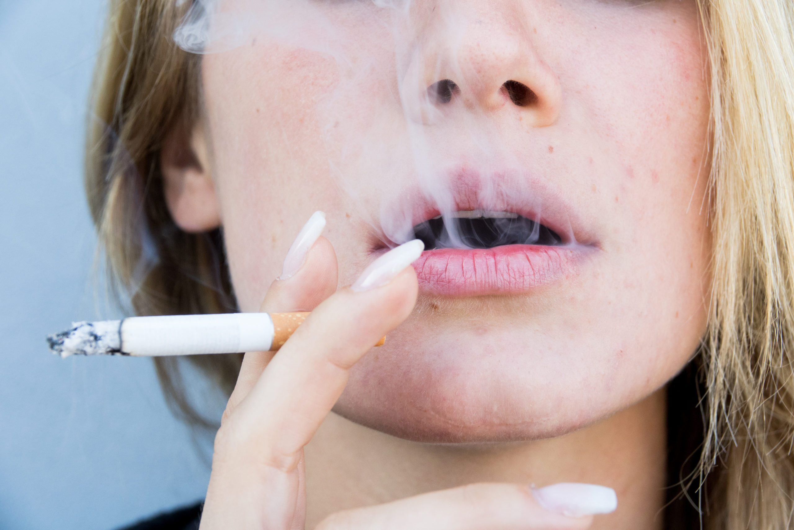 elfbar nachfüll pod läuft aus E-cigarette : Vapeur d'eau ou vrai nuage ? 💨🤔